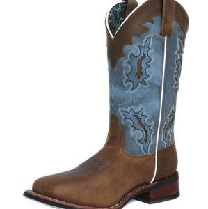Woman's Isla Square Toe Boot - Laredo